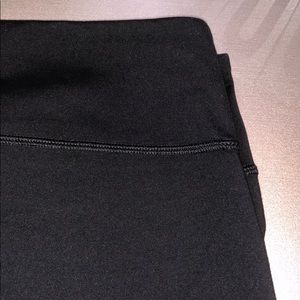 Black Capri Leggings- Fabletics
